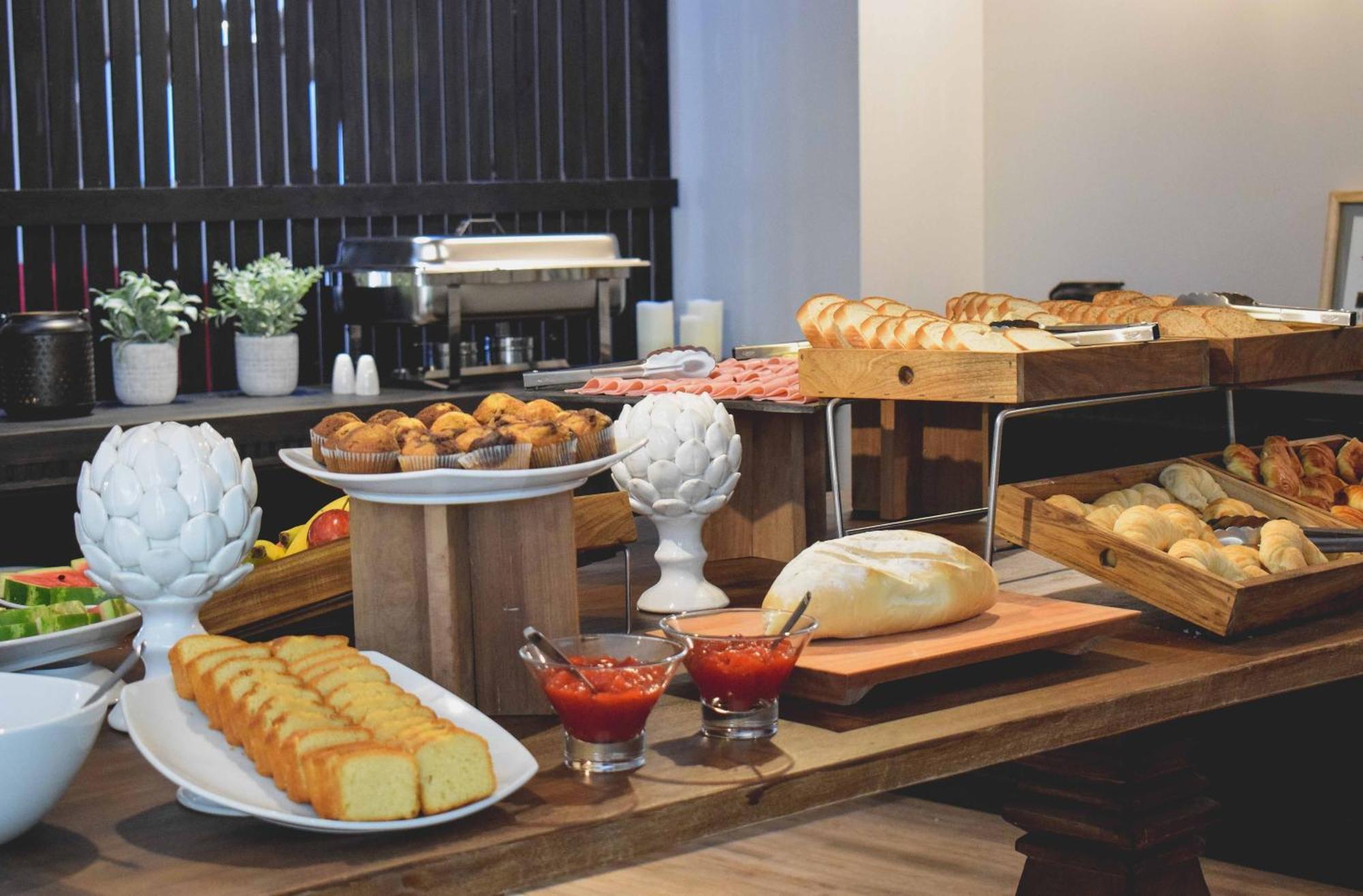 Cyan Soho Neuquen Hotel Eksteriør bilde